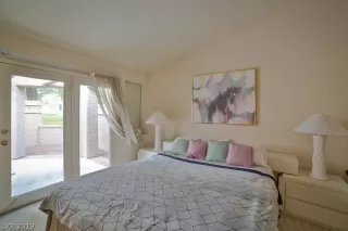 Photo #5: 2064956 Listing 