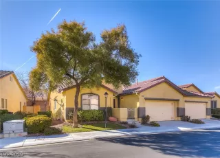 Photo #1: 2064998 Listing 