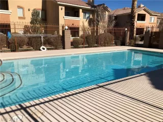 Photo #2: 2065007 Listing