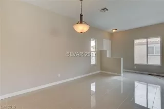 Photo #5: 2065012 Listing 