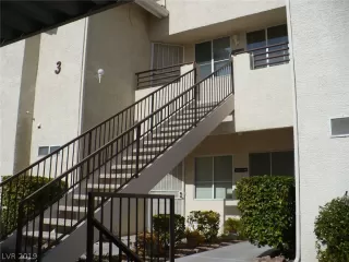 Photo #1: 2065026 Listing 