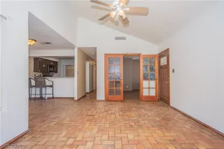 Photo #2: 2065087 Listing 