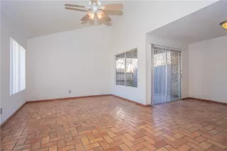 Photo #4: 2065087 Listing 