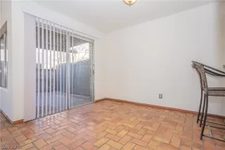 Photo #6: 2065087 Listing 