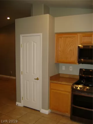 Photo #6: 2065195 Listing 