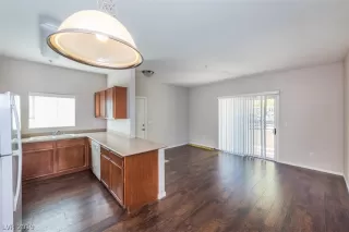 Photo #2: 2065197 Listing 