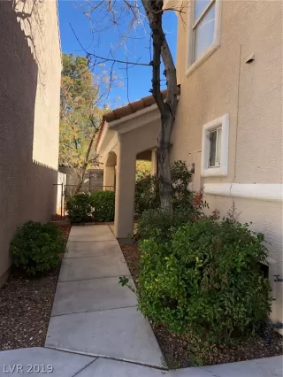 Photo #1: 2065230 Listing 