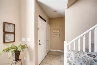 Photo #4: 2065232 Listing 