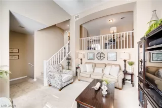 Photo #6: 2065232 Listing 