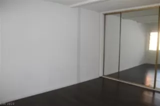 Photo #4: 2065247 Listing 