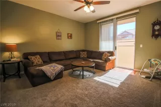 Photo #3: 2065252 Listing