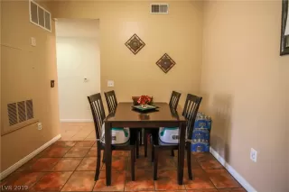 Photo #6: 2065252 Listing