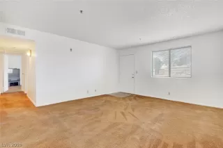 Photo #5: 2065297 Listing