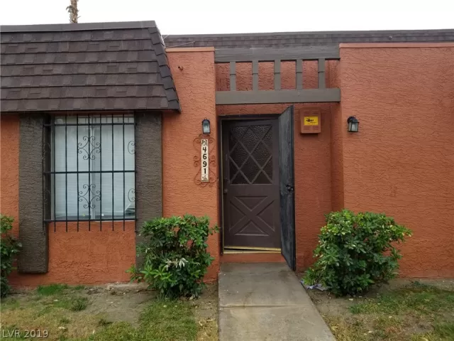 MLS: 2065311 Condo For Sale