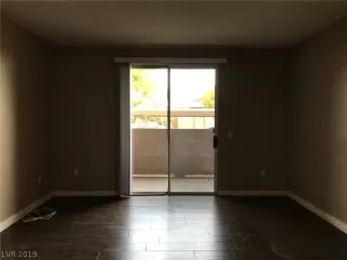 Photo #6: 2065326 Listing