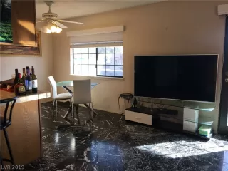 Photo #4: 2065357 Listing 