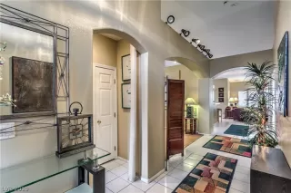 Photo #2: 2065493 Listing 