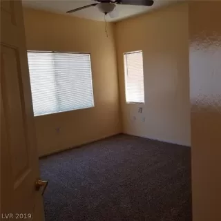 Photo #6: 2065501 Listing 