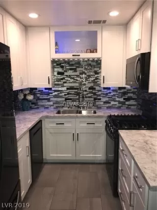 Photo #1: 2065508 Listing