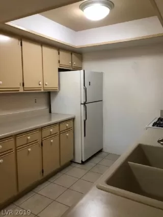 Photo #3: 2065527 Listing