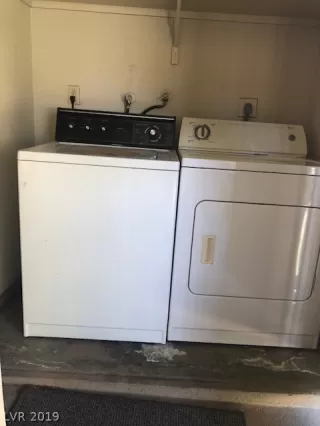 Photo #4: 2065578 Listing 