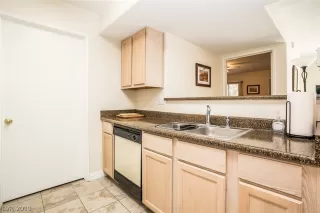 Photo #6: 2065625 Listing