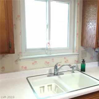 Photo #4: 2065671 Listing