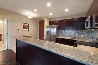 Photo #2: 2065803 Listing 