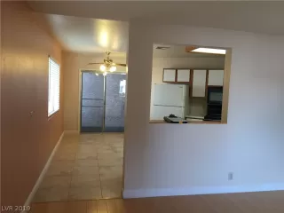 Photo #3: 2065805 Listing 