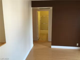 Photo #6: 2065805 Listing 