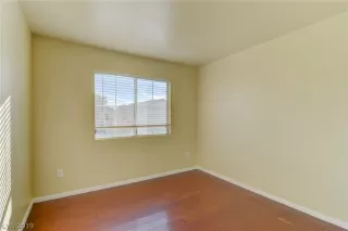 Photo #4: 2065820 Listing 