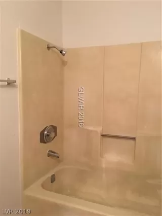 Photo #1: 2065822 Listing