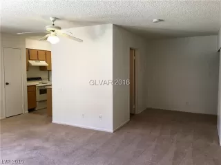 Photo #3: 2065822 Listing