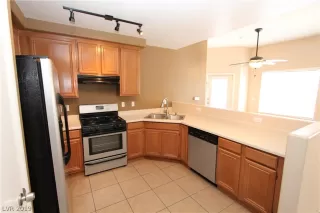 Photo #3: 2065854 Listing