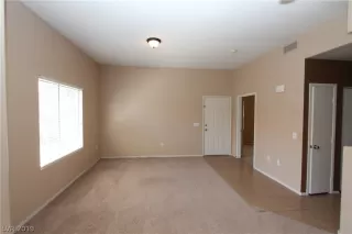 Photo #4: 2065854 Listing