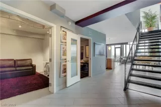 Photo #2: 2065858 Listing 