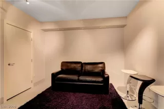 Photo #3: 2065858 Listing 