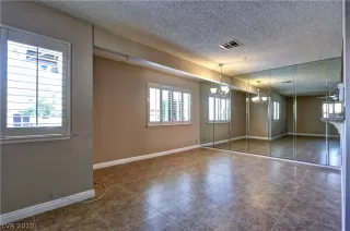 Photo #4: 2065866 Listing 