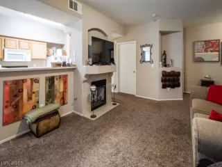 Photo #2: 2065893 Listing 