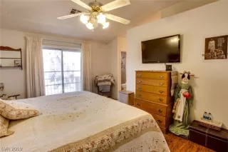 Photo #6: 2065903 Listing