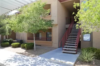 Photo #1: 2065947 Listing