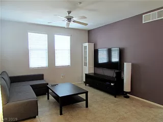 Photo #3: 2065991 Listing