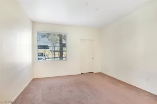 Photo #6: 2066001 Listing 