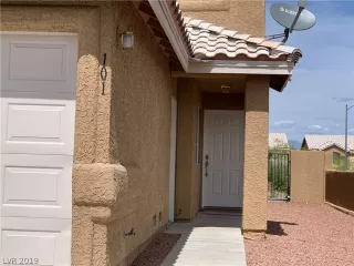 Photo #6: 2066069 Listing 