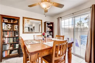 Photo #4: 2066138 Listing