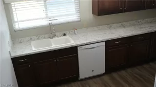 Photo #2: 2066254 Listing 