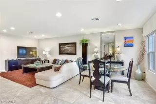 Photo #4: 2066290 Listing 