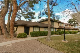 Photo #1: 2066295 Listing