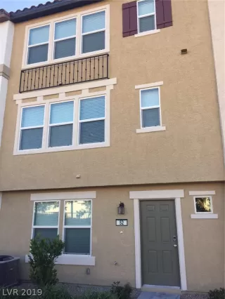 Photo #2: 2066296 Listing 