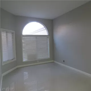 Photo #3: 2066315 Listing